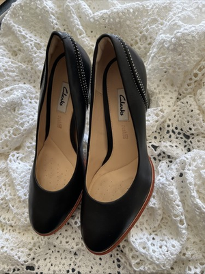 #ad #ad Clark’s Women’s Size 9.5 Block Heel Pump Black LeatherStudded Detailing $30.00
