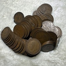 Old 1 Penny Lot Of 87 . 1930s 