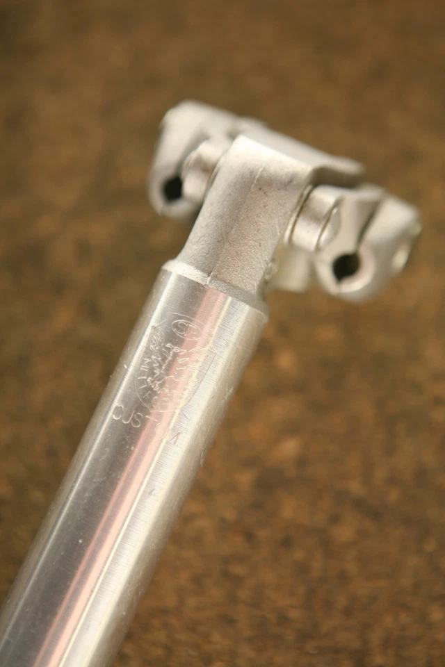 Ancien pilier de tige de selle argentée NOS NEW SR Sakae Custom 25,8 mm - Photo 2/4