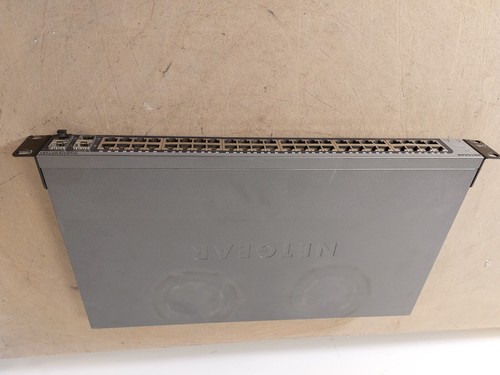 Netgear ProSafe GS748T V5 (Netgear GS748T) 48-Port Gigabit Switch with Brackets - Afbeelding 4 van 7