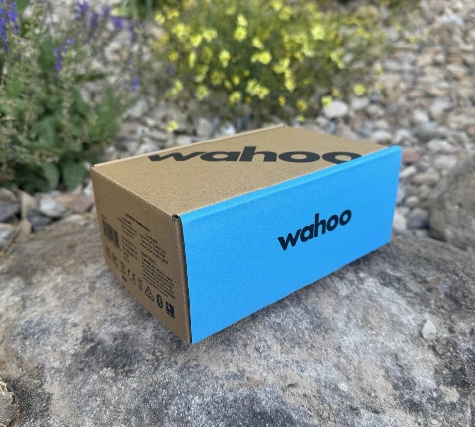 Wahoo ELEMNT BOLT 3 GPS Bike Computer - Latest 2025 Model, Mounts Included - Image 4 of 4