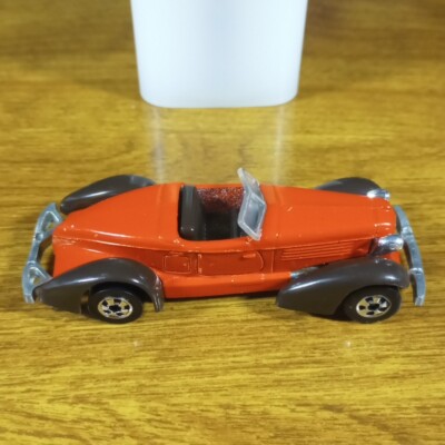 Hot Wheels Vintage Auburn 852 Red BW Blackwall Hong Kong HK 1979