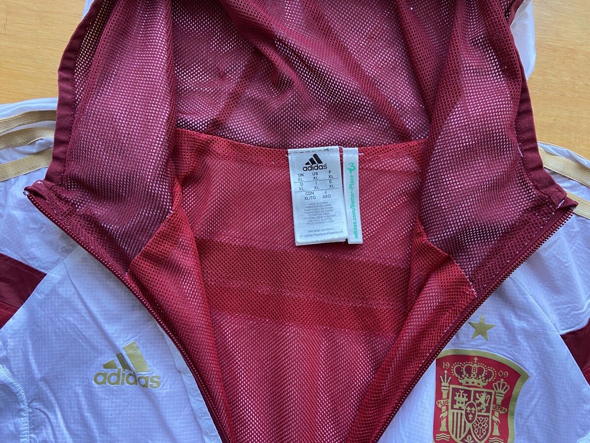 SPAIN 2014 2015 AWAY FOOTBAL SOCCER ANTHEM JACKET ADIDAS SPAIN 2014 2015 AWAY FOOTBAL SOCCER ANTHEM JACKET ADIDAS