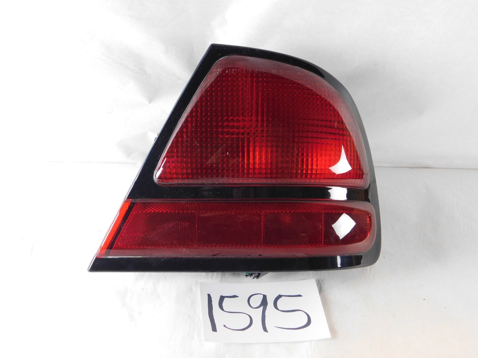 96 97 98 99 Oldsmobile Eighty Eight PASSENGER Side tail light Used rear #1595