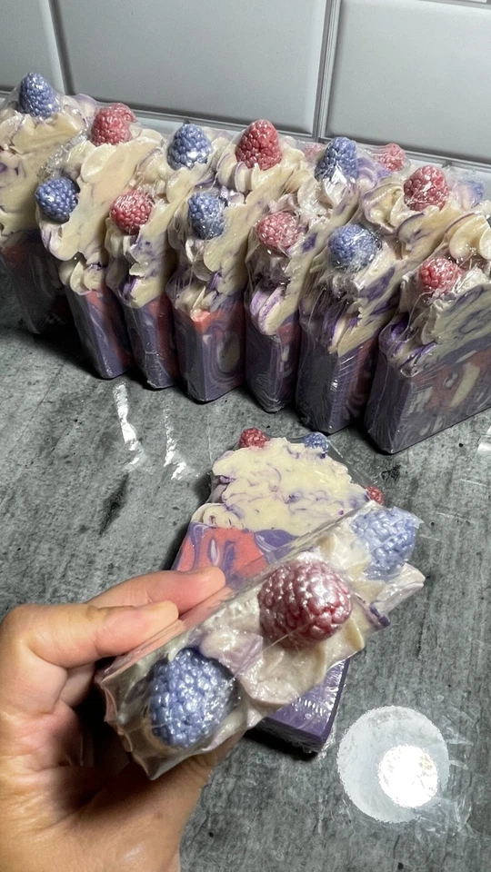 Handmade Black Raspberry Vanilla Soap Gift Scented Cold Process Soap Bar 8.5oz - Image 2 of 4