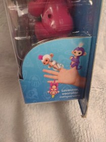 Fingerlings Monkey Bella Baby Interactive WowWee Pink Yellow Hair 2016
