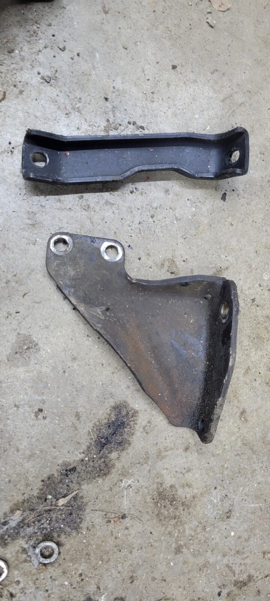 84-89 Nissan 300ZX 300 ZX VG30 Z31 Engine To Transmission Support