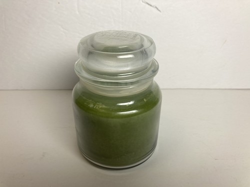 Yankee Candle Company Vanilla Lime Medium Jar - Picture 4 of 8