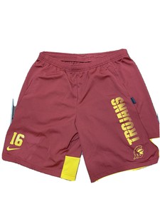 nike football shorts with pockets