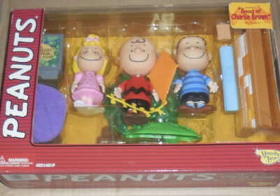 Good ol' Charlie Brown Peppermint Patty Charlie Linus Memory Lane