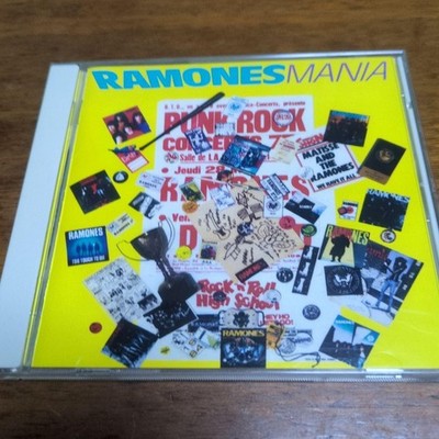 RAMONES MANIA