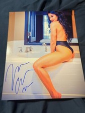 WRESTLING STAR JESSI KAMEA SIGNED 8X10 WWE FUTURE NXT WOMEN'S CHAMPION WAY HOT!