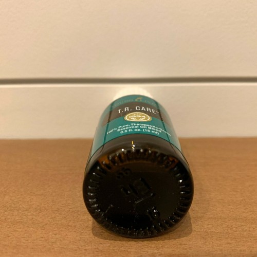 Young Living T R CARE 15ml Essential Oil Bottle UNSEALED (Opened To Smell) - Picture 3 of 3
