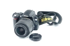 Nikon D60 10.2 MP Digital Camera w/ AF-S Nikkor 18-55mm Lens FREE S/H
