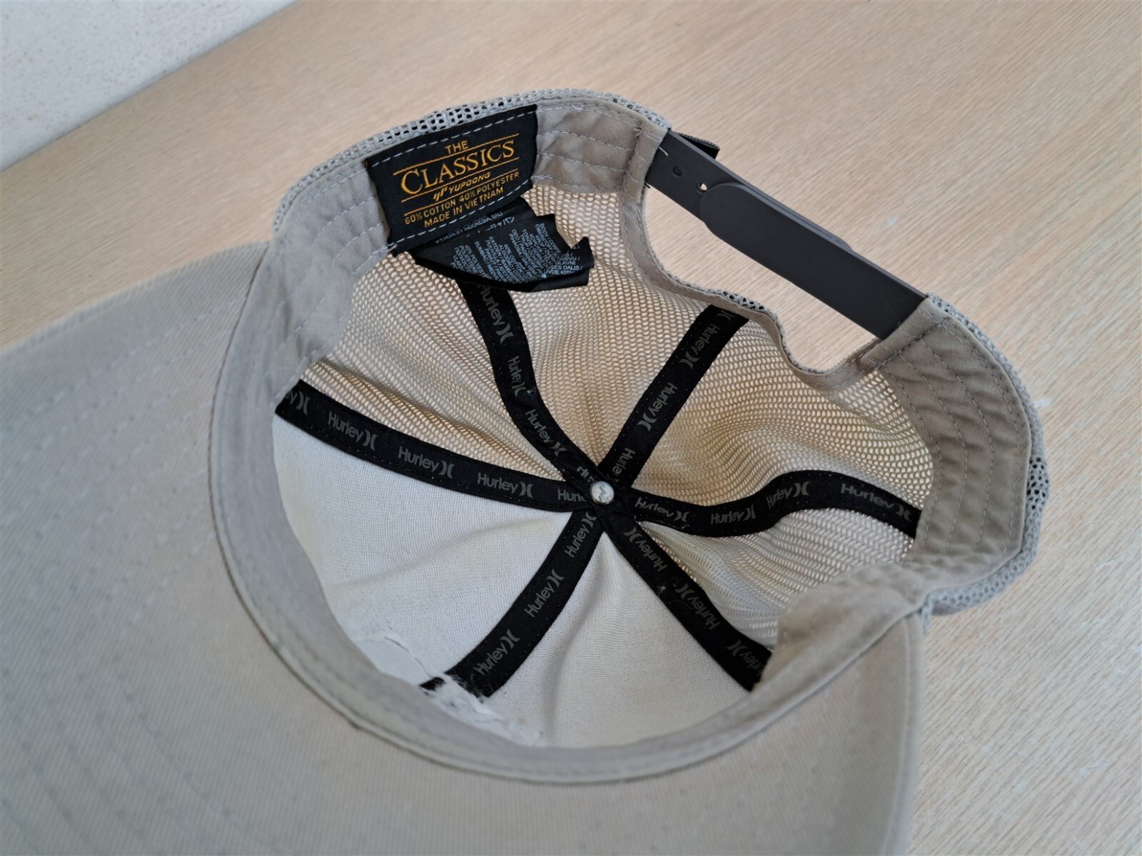 HURLEY PATCH ADJUSTABLE SNAPBACK TRUCKER/MESH HAT… - image 15