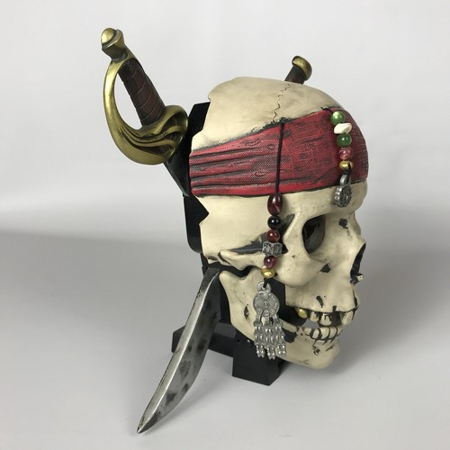 Disney Pirates Of The Caribbean Talking SKULL ROOM ALARM Animated Light-Up Eyes - Picture 5 of 10