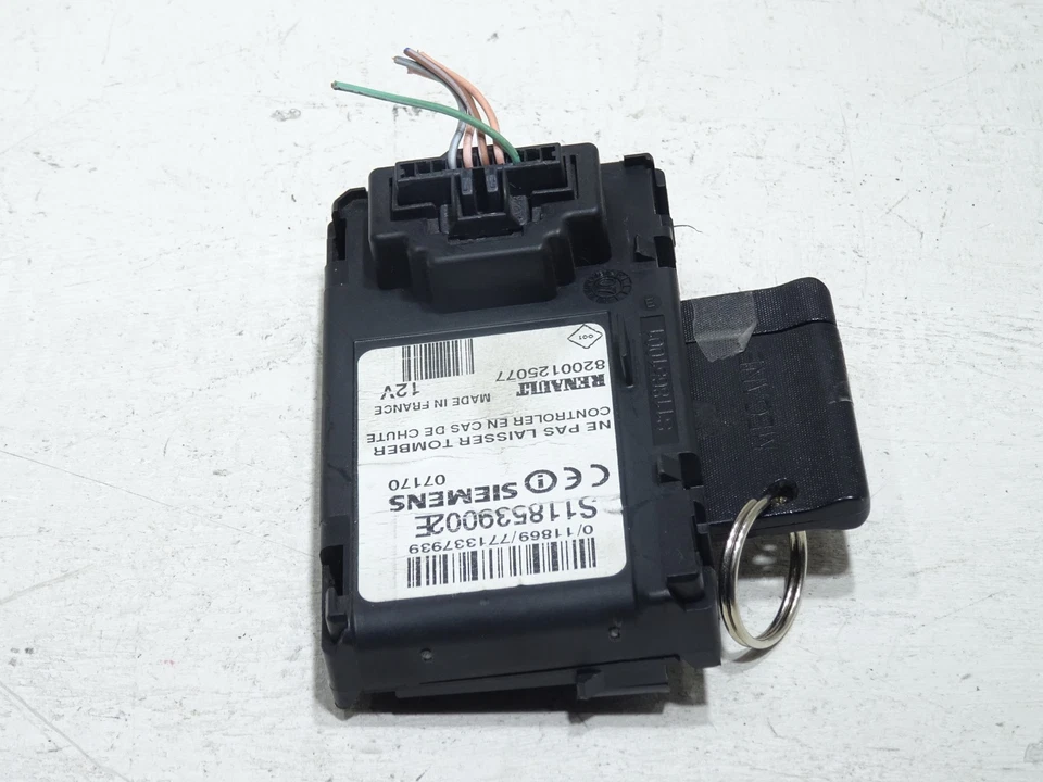 Tarjeta llave Renault Megane 2002-2008 + ranura de encendido lector S118539002E Foto 2 de 4