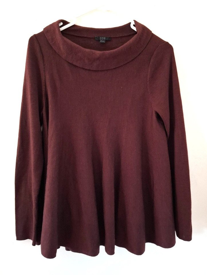 COS BURGUNDY WOOL JUMPER. ROLL NECK. SMALL