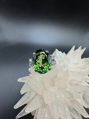 Timeless Vintage 18ct White Gold Ring with Green Tourmaline & Diamonds