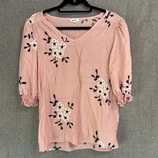 Kindred Anthropologie Embroidered Floral Pink Top Size S Cottagecore Romantic