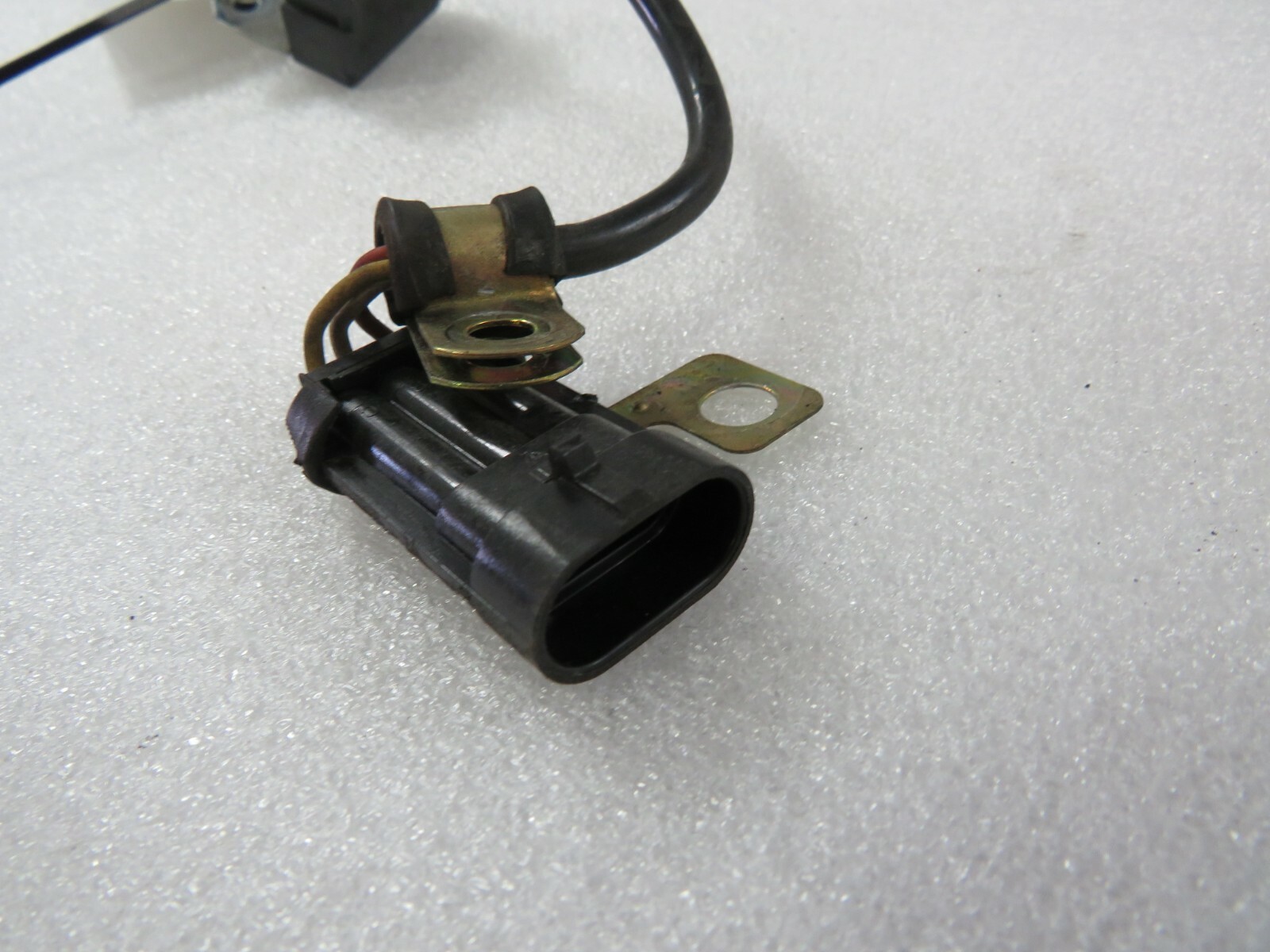 Ferrari 612 Scaglietti, Rear Vertical Acceleration Sensor, Used, P/N 198773