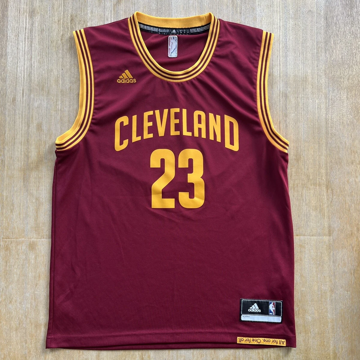 Lebron james 2025 burgundy jersey