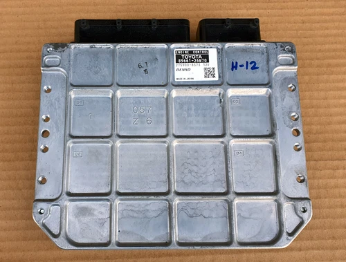 Toyota HIACE 2014 89661-26M70 1KD-FTV Engine Control unit ECU oem jdm used - Picture 3 of 6