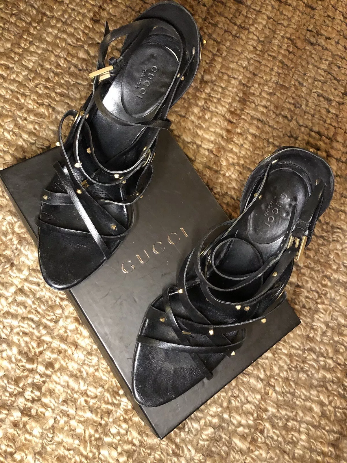 Talons style gladiateur en cuir vintage GUCCI avec matériel en or   LIVRAISON GRATUITE