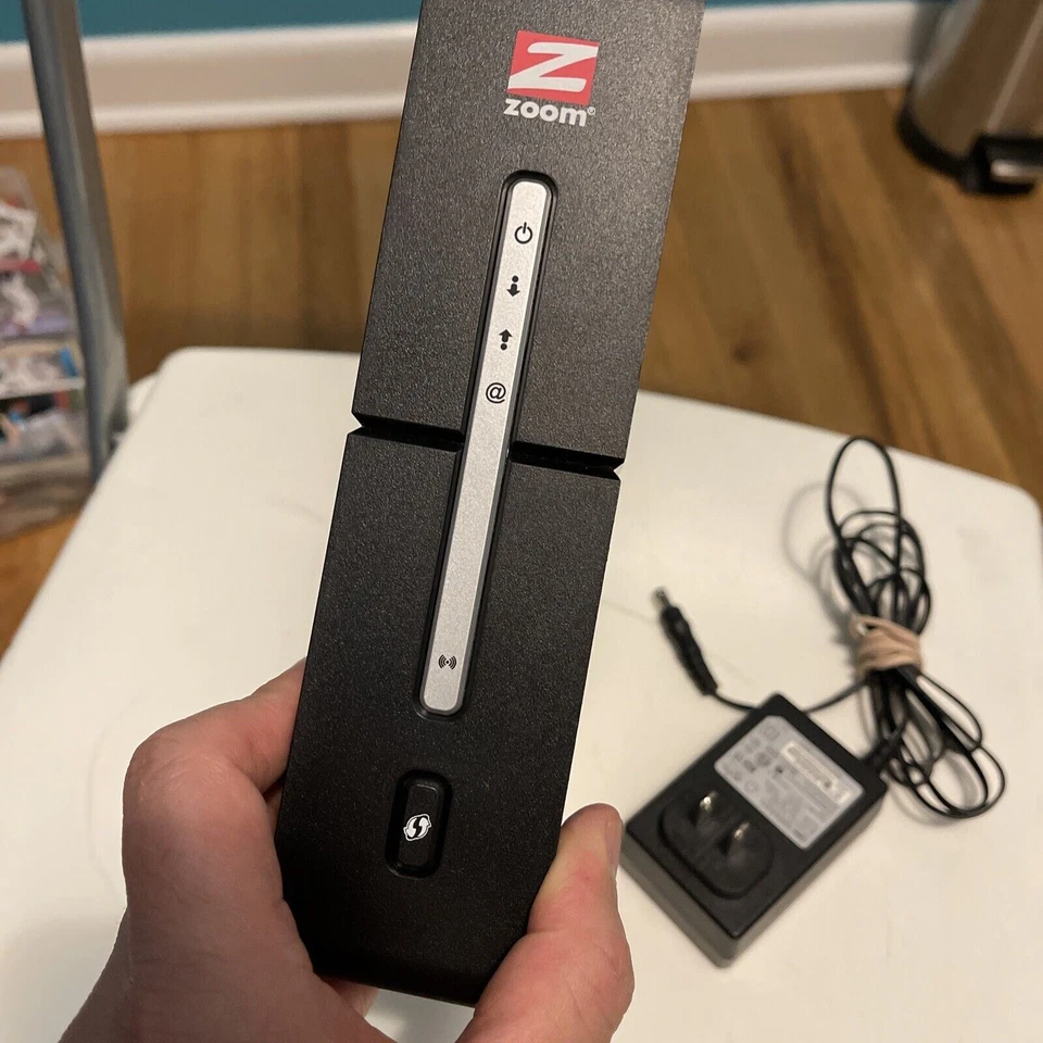 Zoom AC1900 DOCSIS 3.0 Cable Modem/Router with wireless 3T3R. Model #5363 (12) - Image 2 of 4