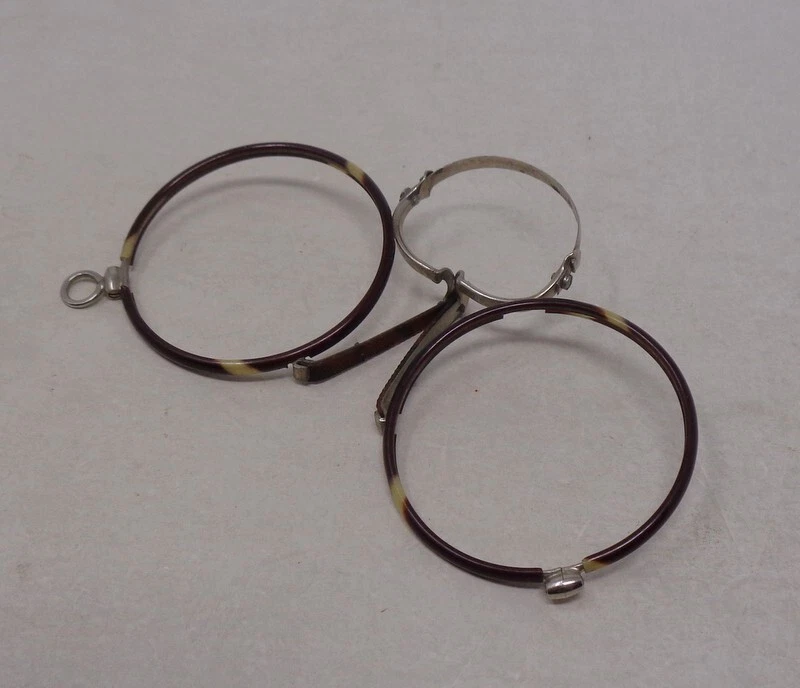 Ancienne Monture de lunettes - Pince nez ancien en métal et celluloid 1920's - Photo 4/4