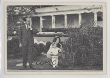 1964 Topps The Story of John F Jacqueline Kennedy Jackie Jr #71 7rv