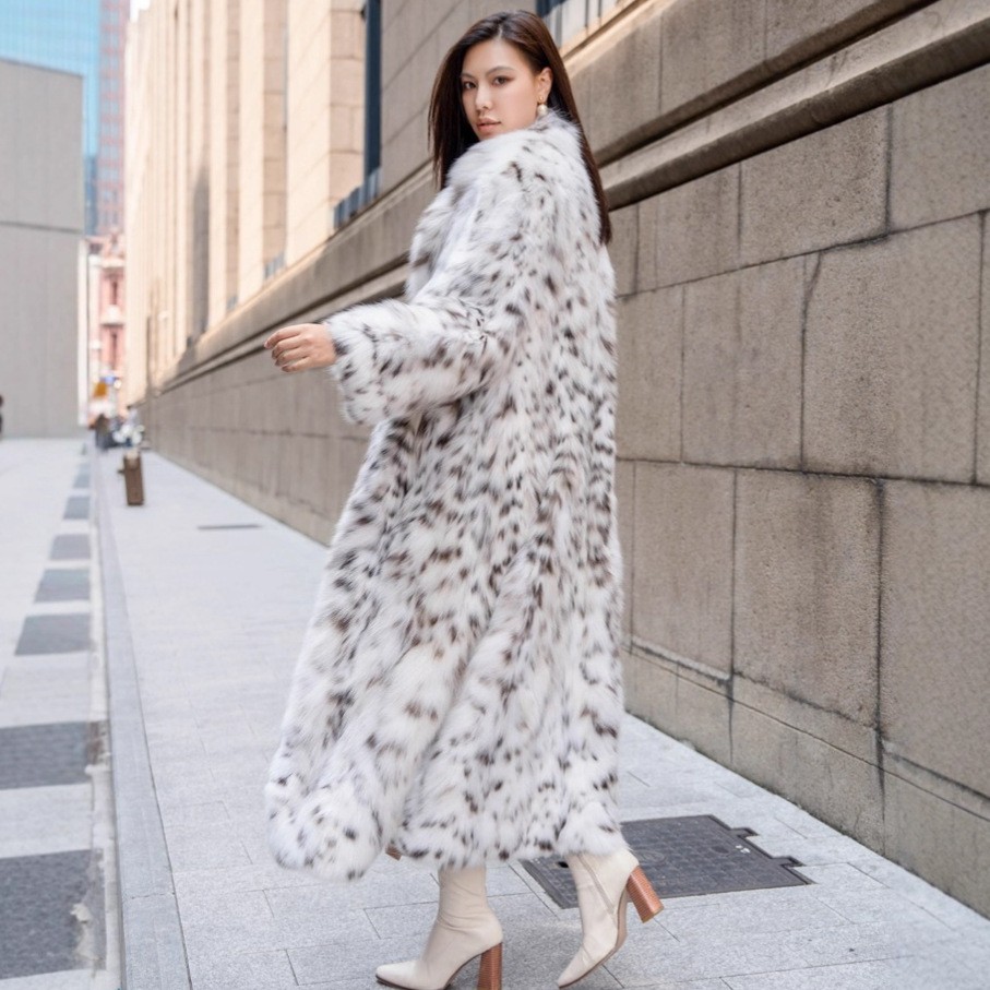 Luxury Winter Women's Real Fur Coat Suit Collar Fashion Fox Fur Long Party Coat