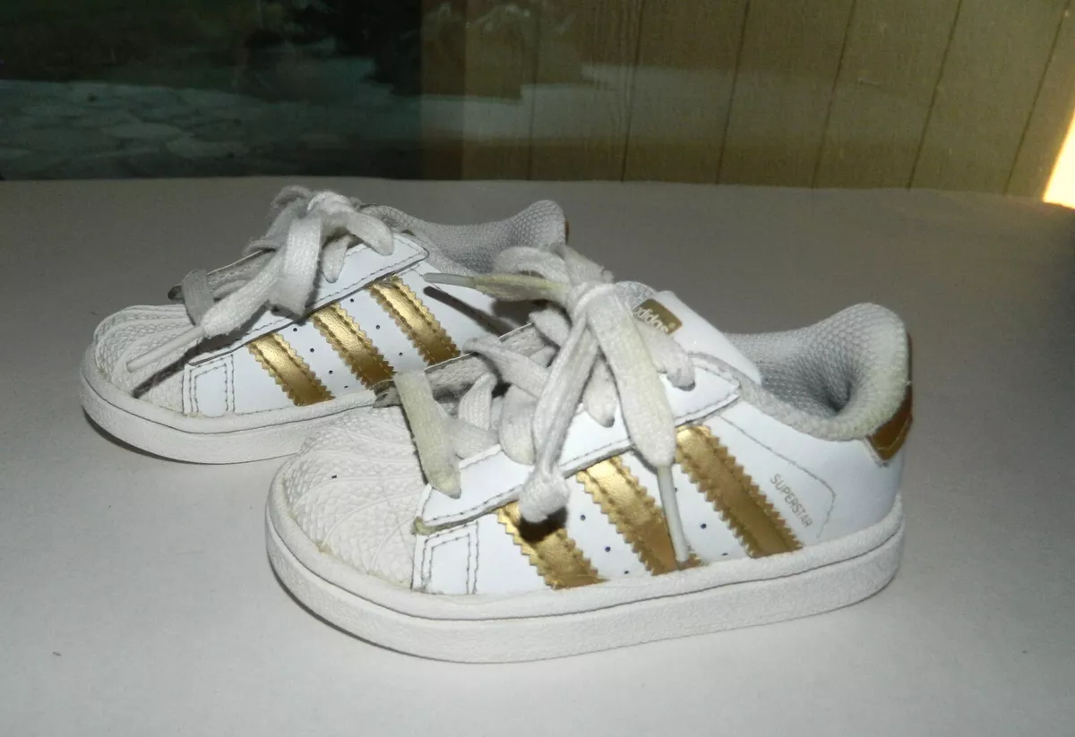 Adidas superstar cheap junior velcro
