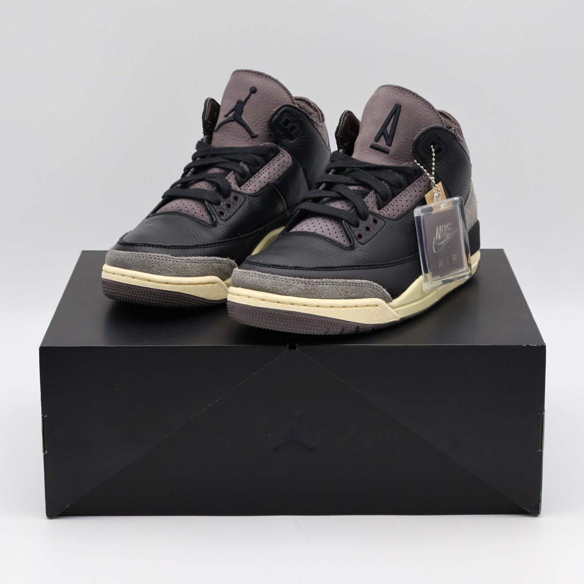FZ4811-001 A Ma Maniere Nike Women's Air Jordan 3 Retro OG FZ4811-001 A Ma Maniere Nike Women's Air Jordan 3 Retro OG