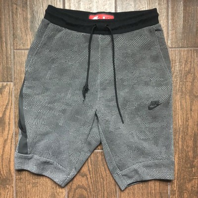 nike tech fleece fit