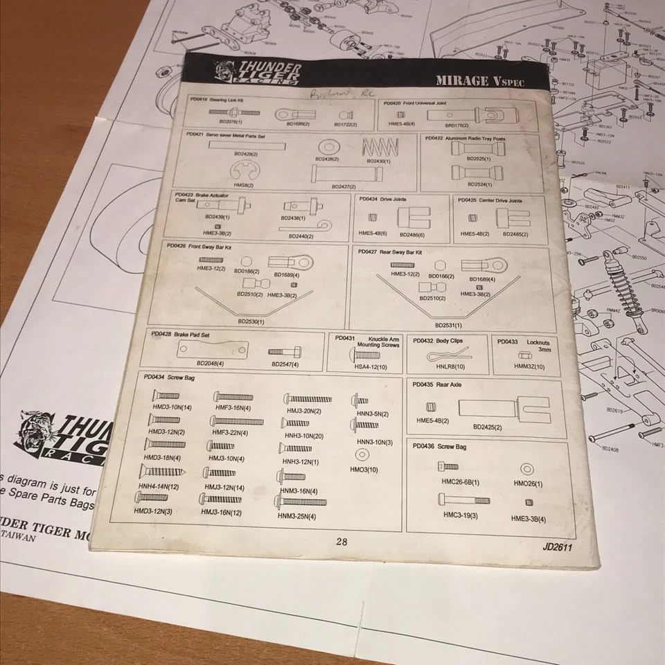 Vintage 1/8 Nitro THUNDER TIGER MIRAGE V SPEC RC Manual de Instruções Peças Livros - Imagem 4 de 4
