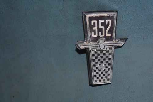 1965 Ford Thunderbird 352 Fender Emblem | eBay