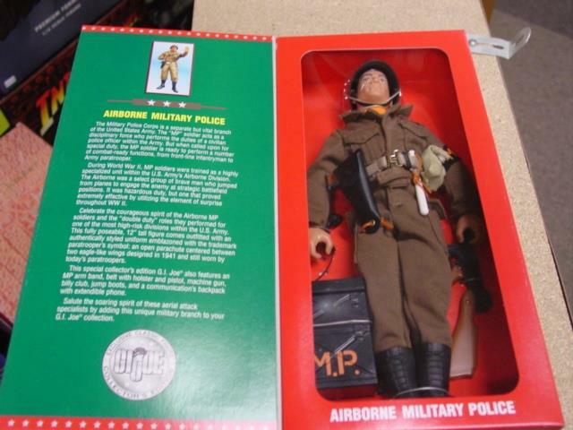 Hasbro 1996 : AIRBORNE MILITARY POLICE MP - Collectors Edition 12