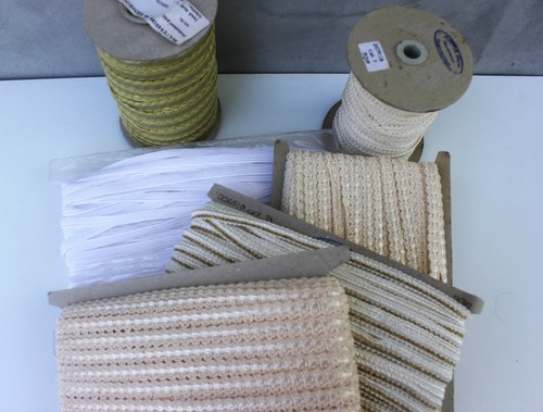 Set of 5 Rolls Ecru and Gold Trims or Ribbons, 50 Meters Each Fancy Edges - Picture 2 of 4