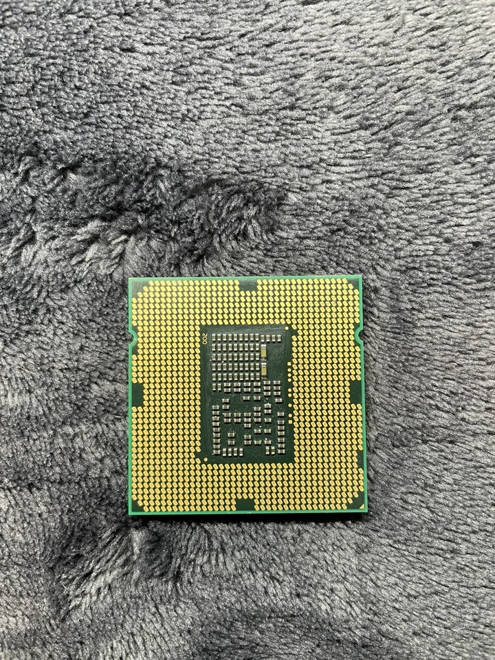 Intel Core i3-530 2.93 GHz LGA 1156 Desktop CPU Processor SLBLR - Image 2 of 3