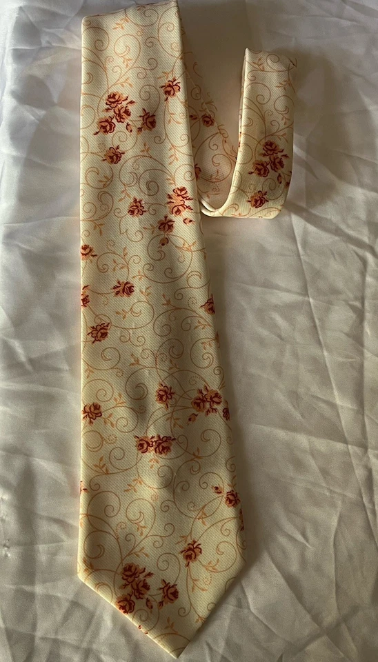 Corbata ancha vintage para hombre beige y melocotón floral 4” de ancho 58” de largo Foto 2 de 4