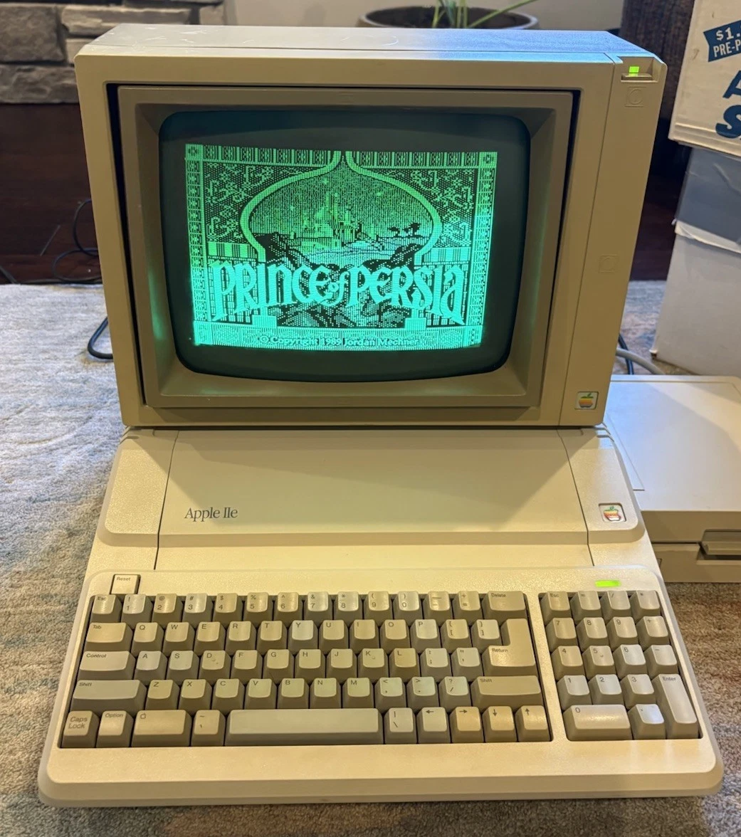 Apple IIe Vintage Computers & Mainframes for sale - eBay