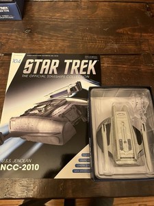 USS Jenolan Star Trek Eaglemoss NCC-2010 #104  W/ Magazine