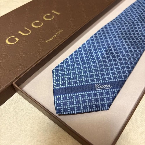 Gucci Necktie Tie 100% Silk Navy Blue Check Pattern 3.2 inches From Japan - Picture 10 of 24