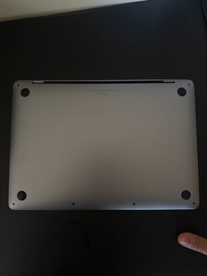 Apple MacBook Pro 13.3'' Laptop Gray MNEH3LL/A 2022