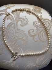 CHANEL Pearl Chain with Pearl CC Logo