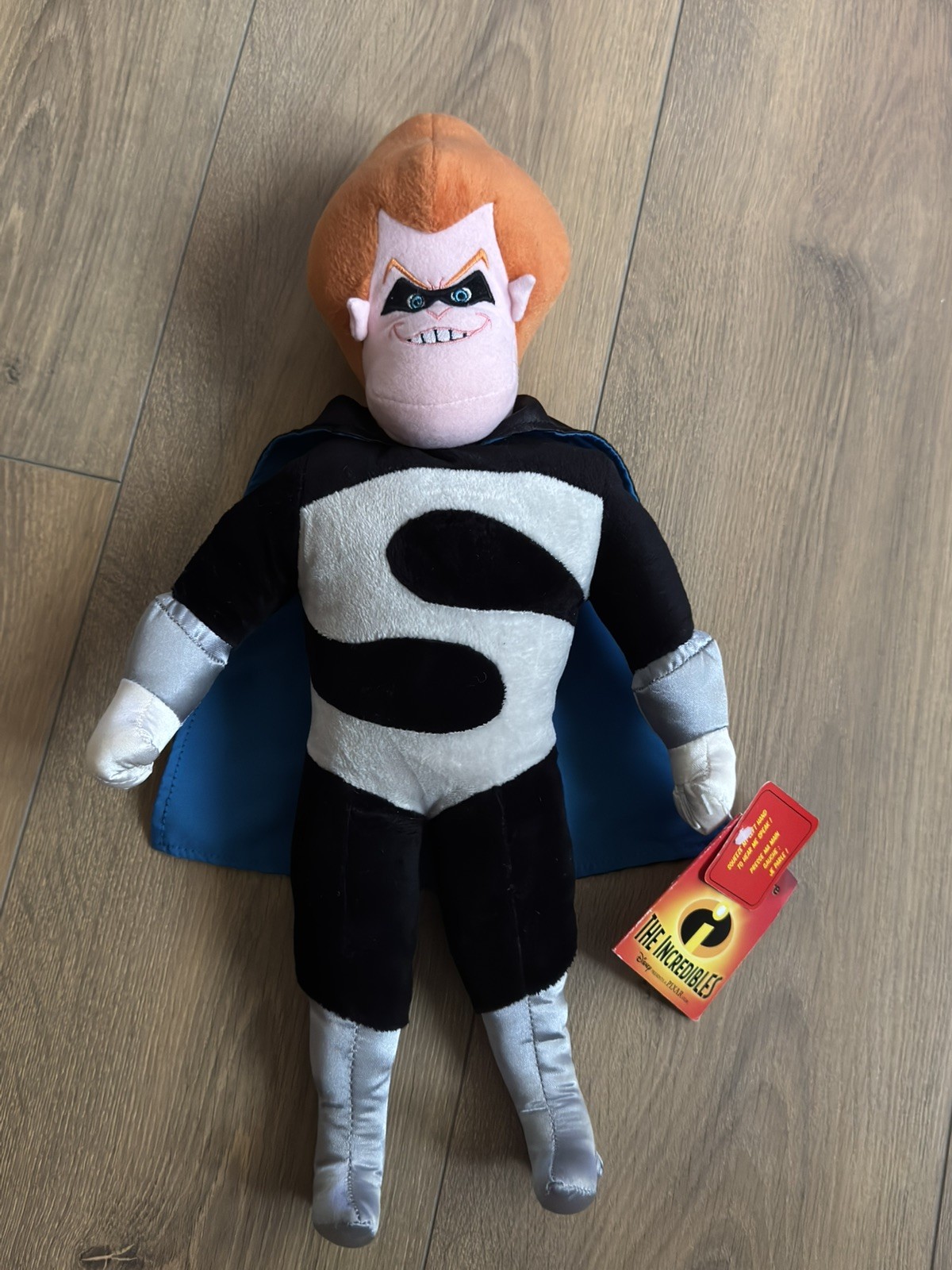 "Juguete de peluche exclusivo de Syndrome Talking 17"" Los Increíbles" de Disney Store