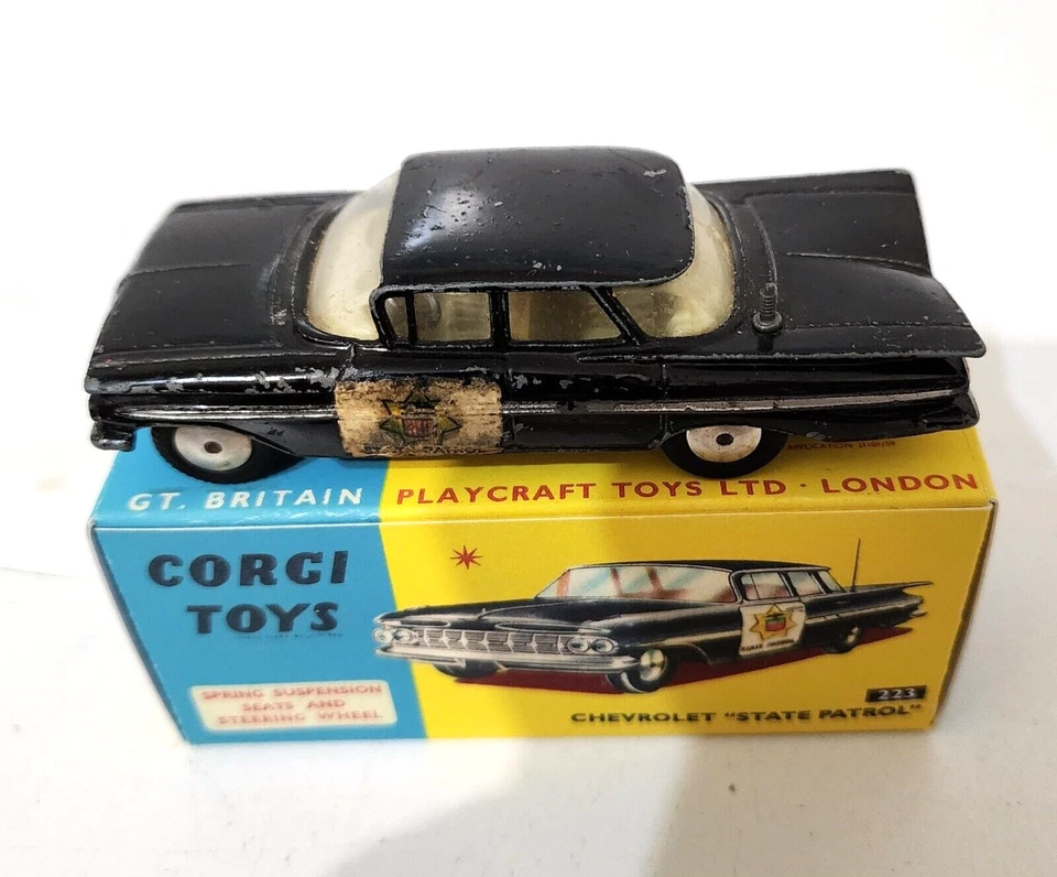 Vintage Corgi Toys #223 Chevrolet Impala State Patrol Police Car Made in Britain - Image 2 of 4