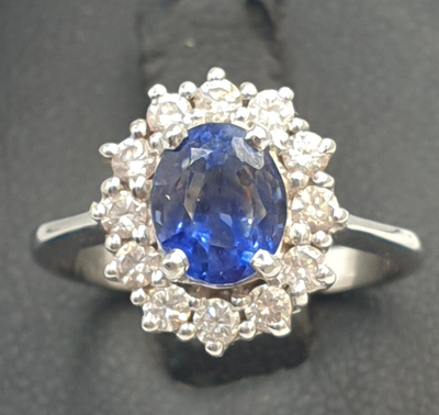 ANELLO MARGHERITA USATO ZAFFIRO NATURALE 1,8ct E DIAMANTI NATURALI