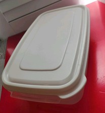 VTG Rubbermaid #11 Servin' Saver White Lid 0113 Container 0114 24 oz Set